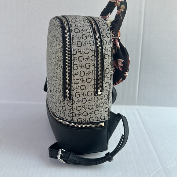 New GUESS Black Gray Logo Print Double Zipper Small Backpack/Handbag - Picture 5 of 7